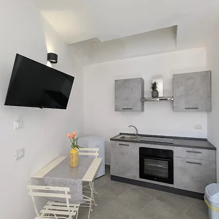 Scaduto 3*